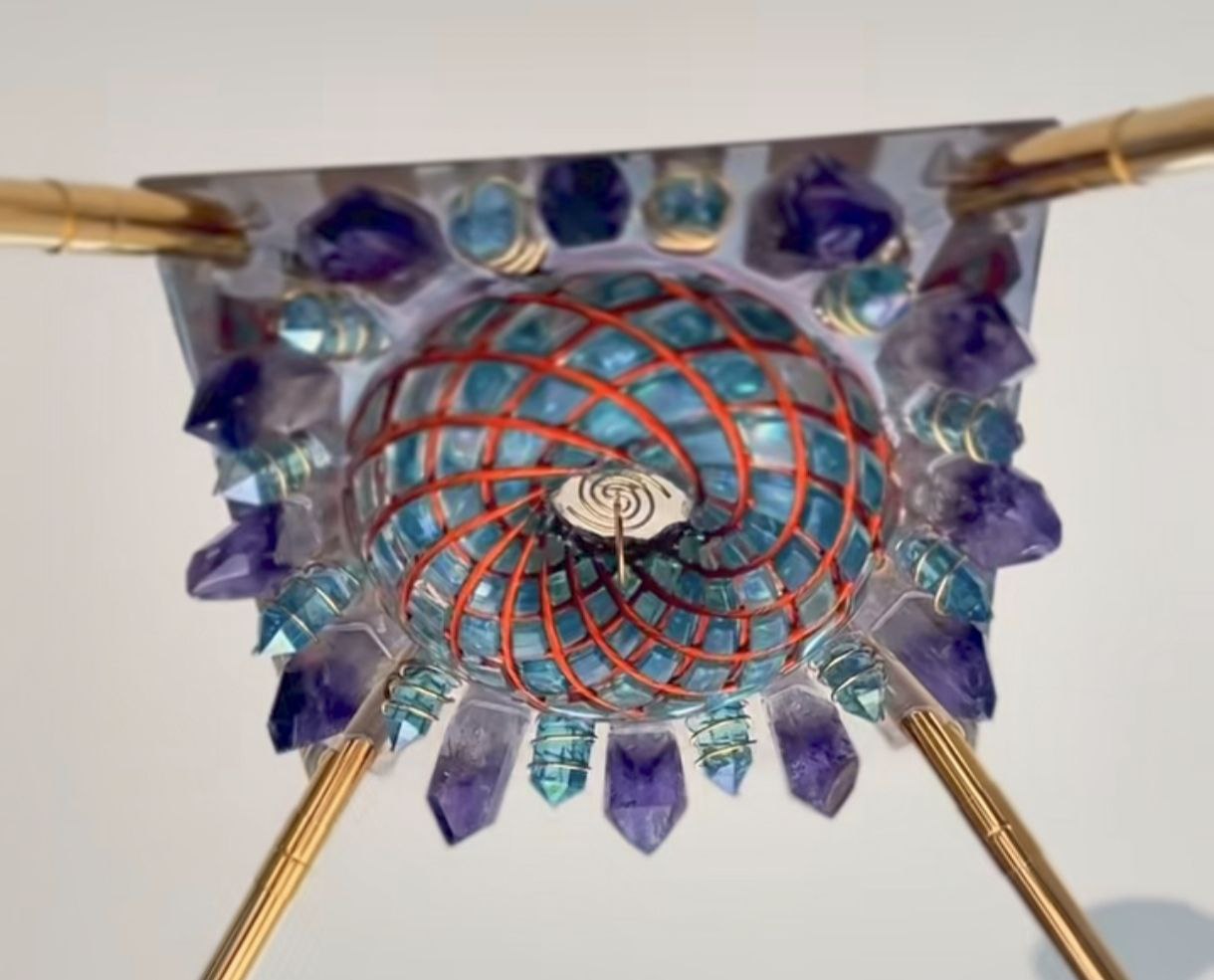 Pyramid Bed - Home and Offices use Crystal Harmonic Particle